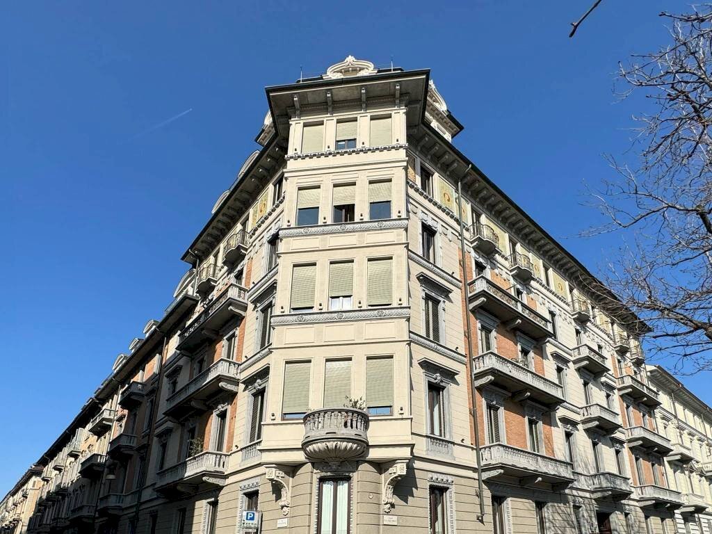 Facciata - Appartamento corso Duca degli Abruzzi, 4, Torino - foto 1