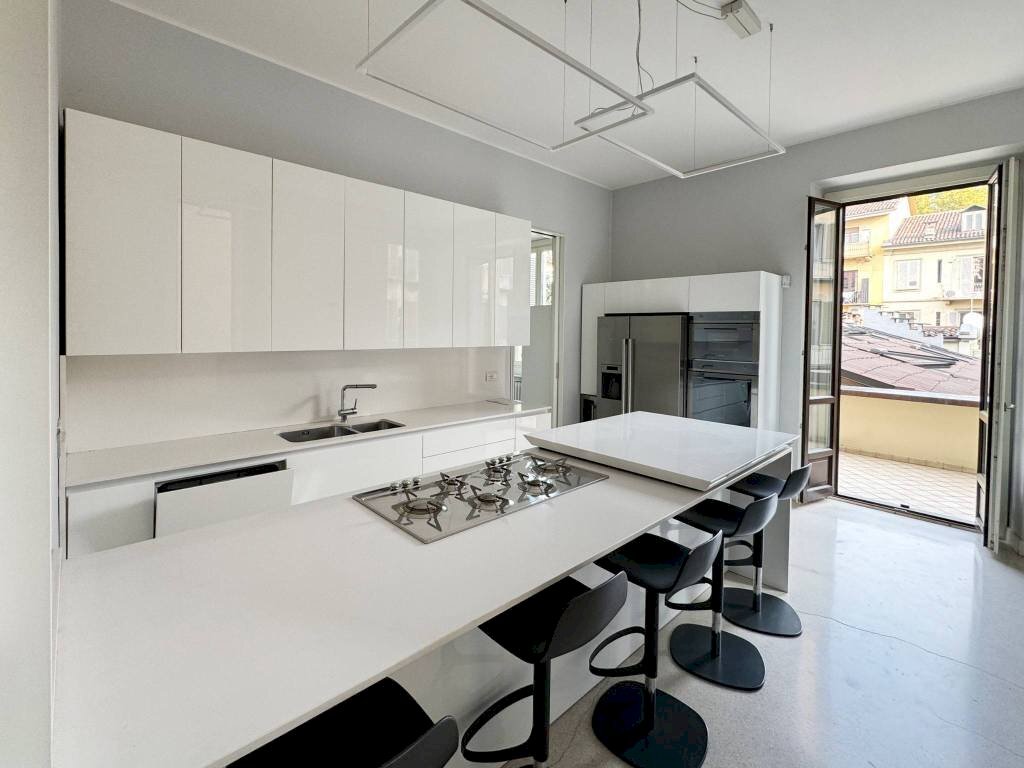 Cucina - Appartamento corso Duca degli Abruzzi, 4, Torino - foto 3