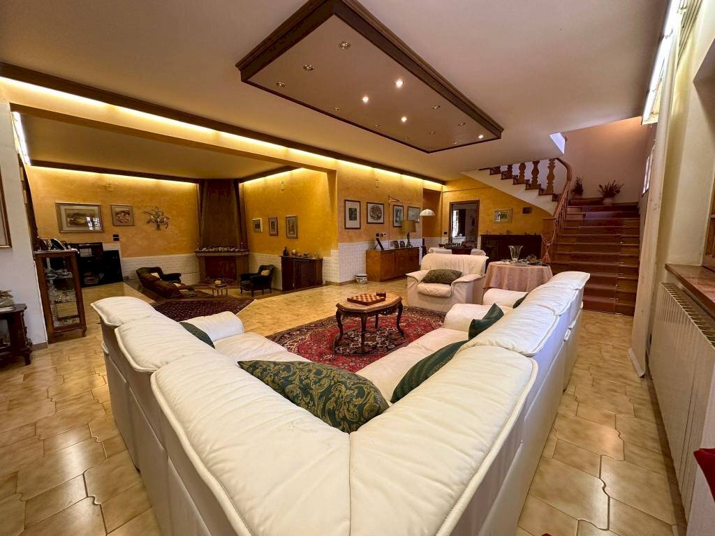 Villa via Ciliegio, 7, L'Aquila - foto 1