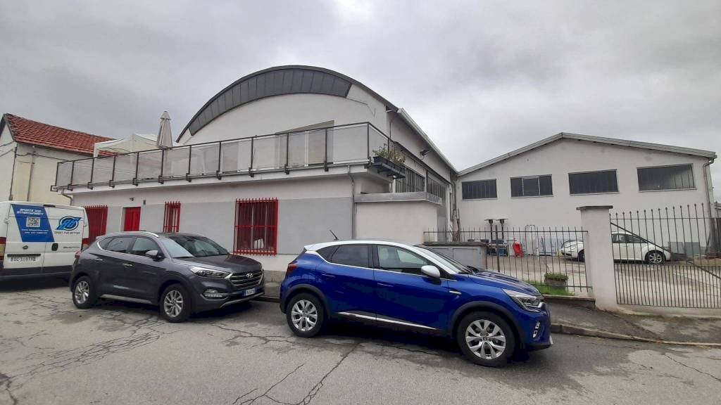 Capannone Orbassano - foto 2