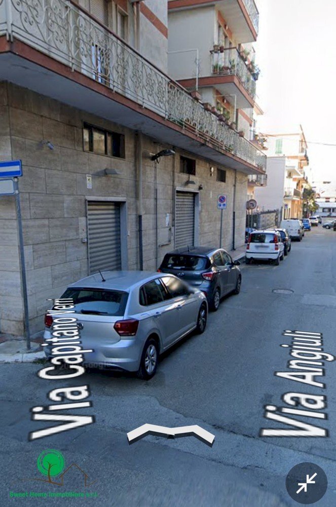 Locale Commerciale Angiuli   Numero civico 13, Triggiano - foto 1