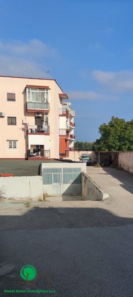 Capannone Cesare Battisti, Triggiano - foto 1