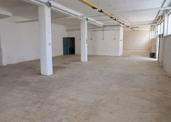 Capannone Cesare Battisti, Triggiano - foto 4