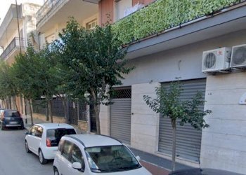 Shop De Gasperi, Triggiano - photo 1