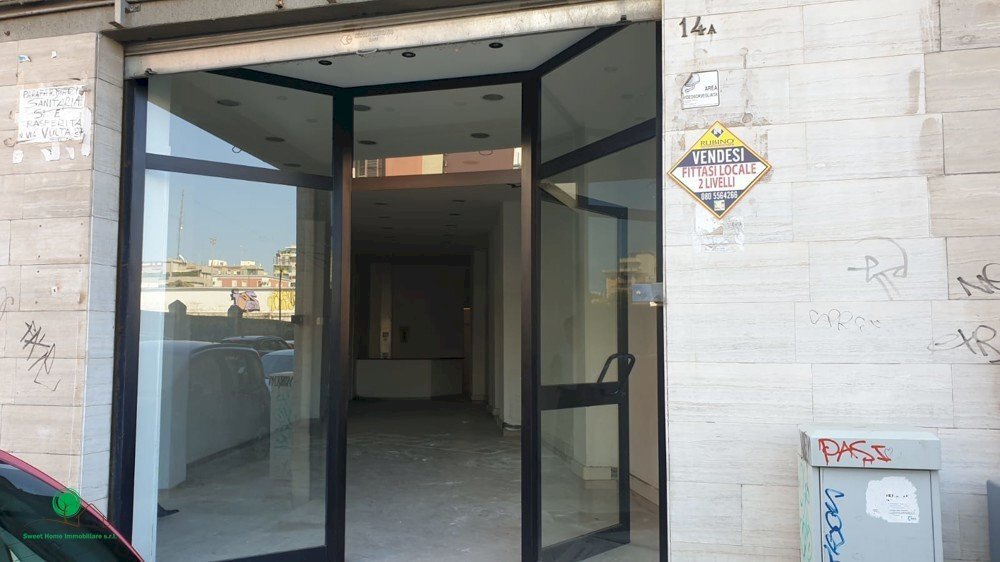 Shop Via Capruzzi, Bari - photo 1