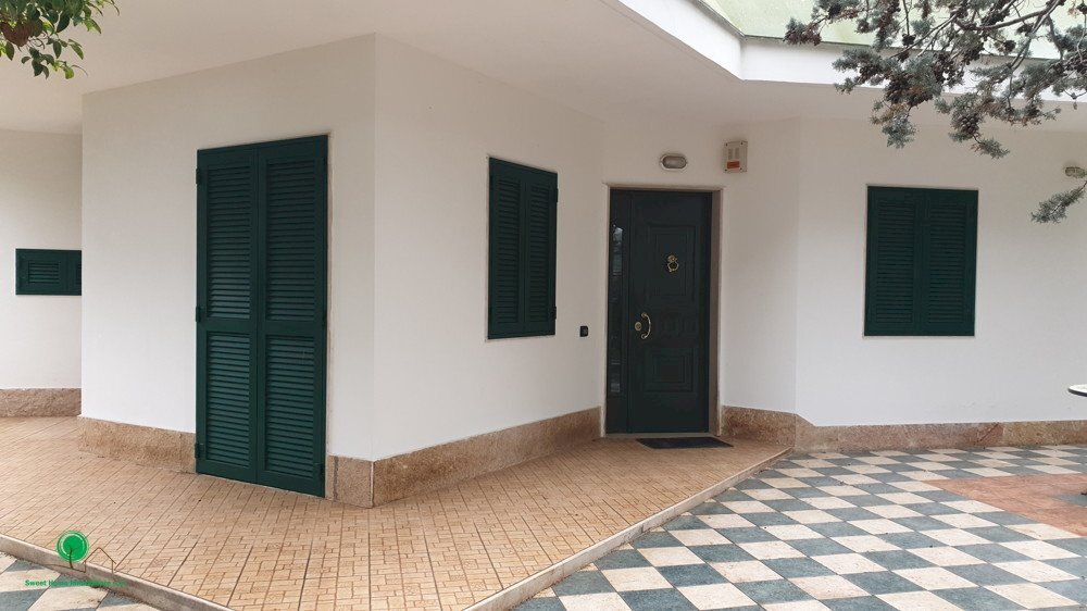 Small Villa Traversa Via Nazionale   Numero civico 19, Bari - photo 1