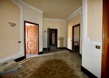 Disimpegno d\'ingresso.jpeg - Capannone Via Guido Rossa, San Pietro in Casale - foto 14