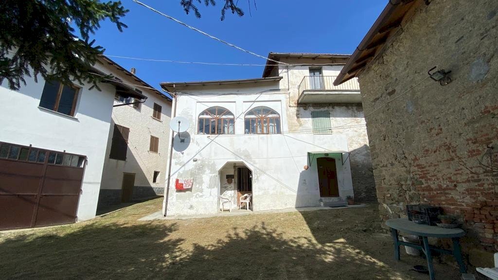 IMG-20231012-WA0022.jpg - Porzione di casa loc valla 10, Pareto - foto 1