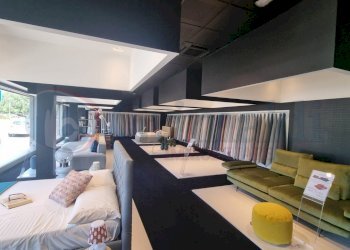 c6d66ae2-0c69-4f53-87b6-b08a20843b20.jpg - Locale Commerciale Via della Resistenza 76, Bari - foto 1