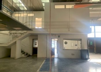 Commercial Premises Via Mantova, Parma - photo 10