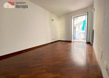 SALA.jpg - Trilocale Corso Matuzia, Sanremo - foto 1