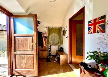 Three-room apartment Via Avigliana, Buttigliera Alta - photo 4