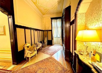 Apartment Via Carlo Alberto, Torino (neighborhood Centro) - photo 6