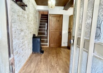 IMG_9215 2.jpg - Porzione di casa Stazzema - foto 1