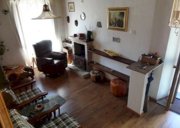 307700 (1).jpg - Porzione di casa Stazzema - foto 14