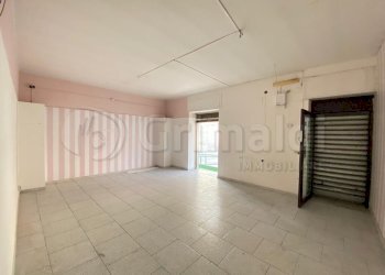 06.JPG - Locale Commerciale Giugliano in Campania - foto 6