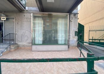 08.JPG - Locale Commerciale Giugliano in Campania - foto 8