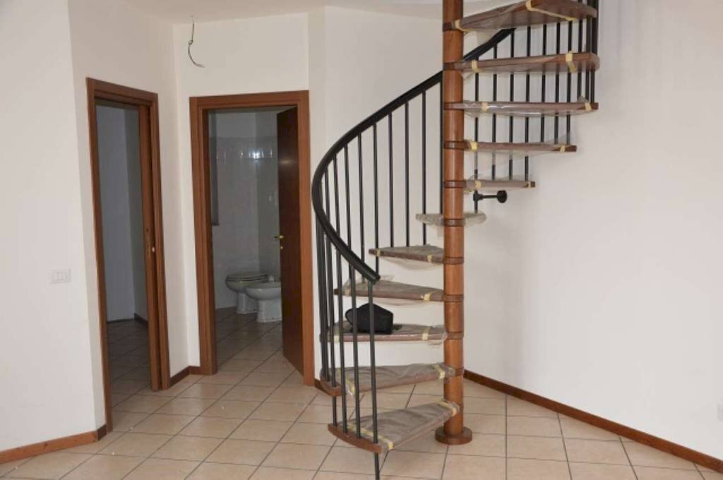 Appartamento via GALILEO GALILEI 4, Gallarate - foto 1