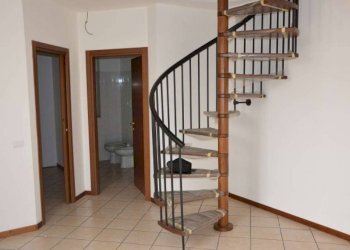Appartamento via GALILEO GALILEI 4, Gallarate - foto 1