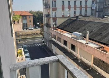 Appartamento piazza Emanuele Filiberto Duca d'Aosta, 8, Pavia - foto 8