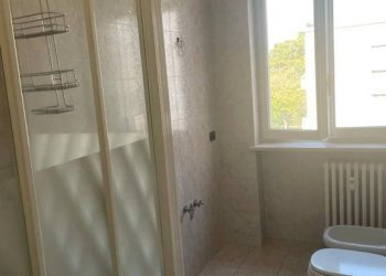 Appartamento piazza Emanuele Filiberto Duca d'Aosta, 8, Pavia - foto 22