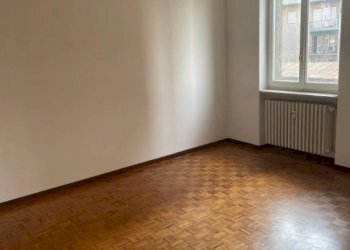 Three-room apartment piazza Emanuele Filiberto Duca d'Aosta, 8, Pavia - photo 28