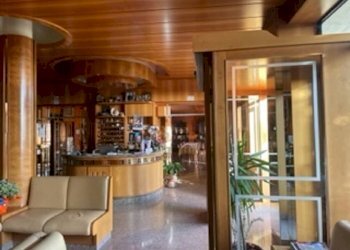 Interno non residenziale - Stabile - Palazzo via Roma, Loiano - foto 10
