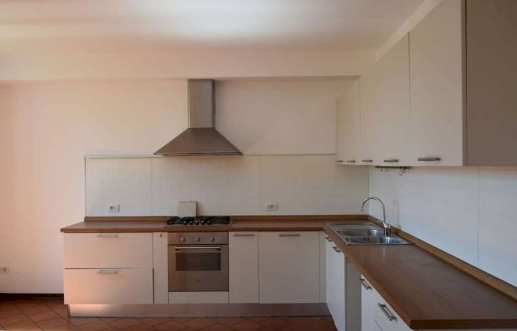 Villa via Enea Sacconaghi, Comerio - photo 2