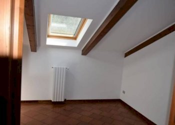 Villa via Enea Sacconaghi, Comerio - foto 3