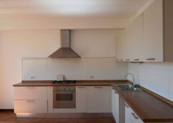 Villa via Enea Sacconaghi, Comerio - photo 1