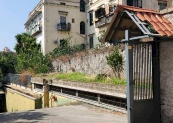 accesso garage - Box via Margherita di Savoia, San Giorgio a Cremano - foto 1