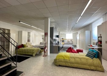 photo_54_2023-11-28_11-39-05.jpg - Show room Via Giuseppe Zanardelli 68, Concesio - foto 7