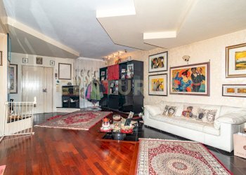 DSC09687.jpg - Villa Via G. Pezzana 9, Aci Castello - foto 4