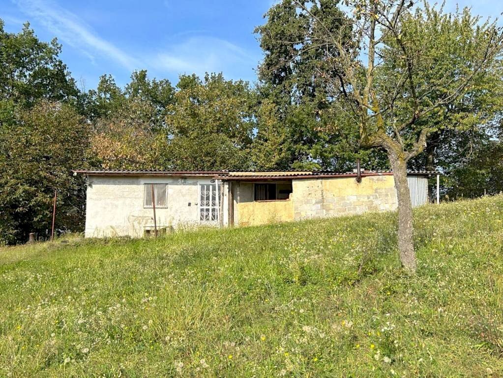 Independent house Pocapaglia - photo 1