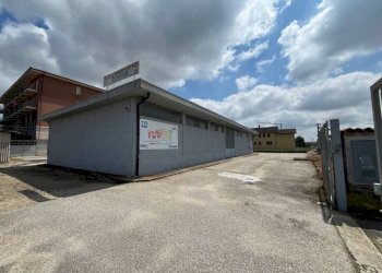 Ingresso - Capannone via Asilo, 25, Carmagnola - foto 1