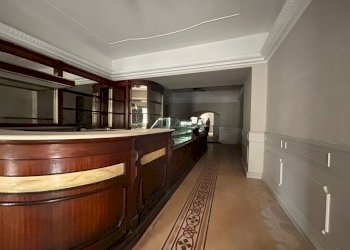 WhatsApp Image 2023-10-23 at 11.10.58 (1).jpeg - Locale Commerciale Sarzana - foto 5