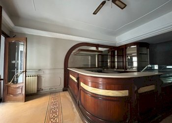 WhatsApp Image 2023-10-23 at 11.10.58 (2).jpeg - Locale Commerciale Sarzana - foto 6