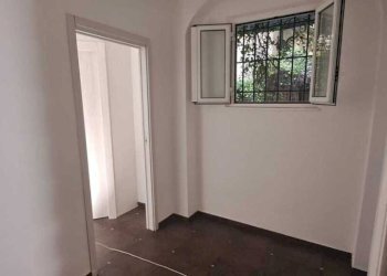 Interno - Commercial Premises Via Appia Nuova 287, Roma - photo 20