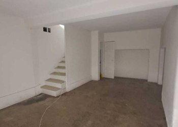 Interno - Commercial Premises Via Appia Nuova 287, Roma - photo 28