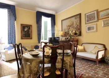 vendesi appartamento ristrutturato lucca centro st - Appartamento VIa Fillungo, Lucca - foto 2