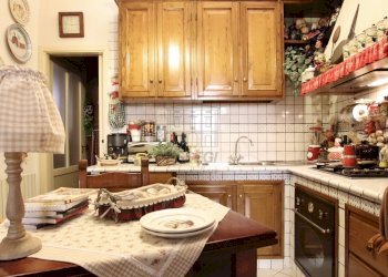 vendesi appartamento ristrutturato lucca centro st - Appartamento VIa Fillungo, Lucca - foto 9