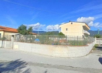 IMG20231109093729.jpg - Terreno edificabile Via dei Brutii, Lamezia Terme - foto 1