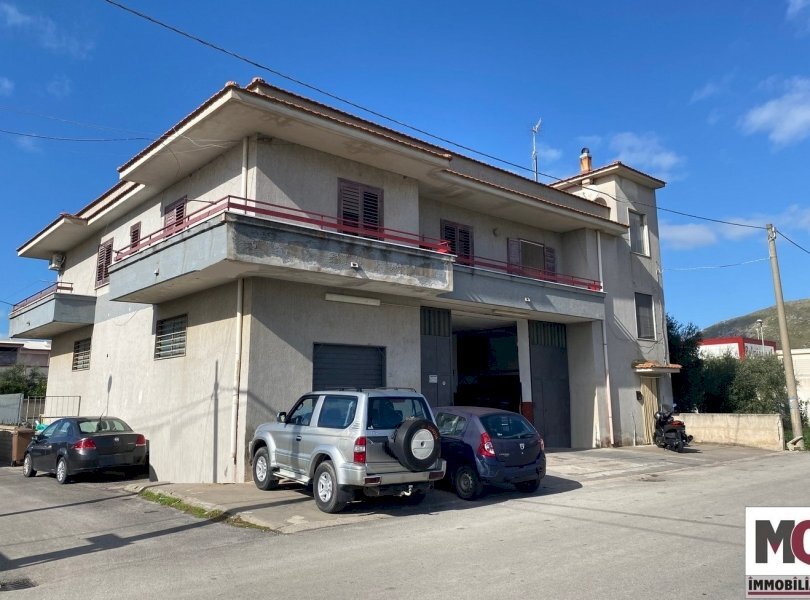 Locale Commerciale Mondragone - foto 1