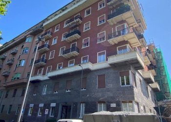 Facciata - Quadrilocale viale Romagna, 46, Milano - foto 2