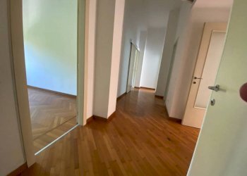 Corridoio - Quadrilocale viale Romagna, 46, Milano - foto 28