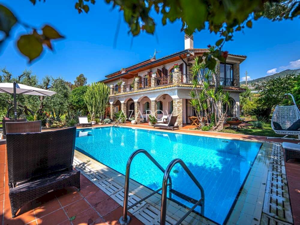 Villa Sanremo - foto 1