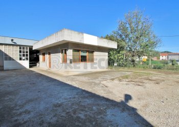 esterno - Commercial Premises Via San Zeno 2B, Arzignano - photo 2