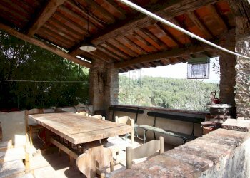 vendesi rustico ristrutturato con piscina luccaIMG - Casale Via per Chiatri 734, Lucca - foto 4