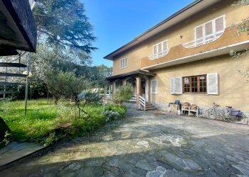 IMG_9362 4.JPG - Villa Camaiore - foto 2