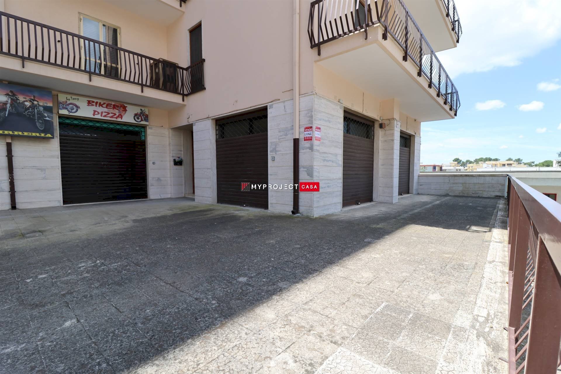 Negozio Viale Della Libertà, Martina Franca - foto 1